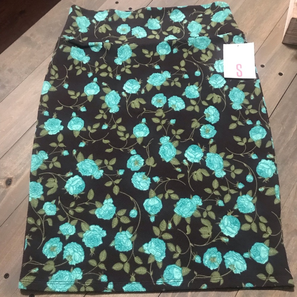 Lularoe Cassie
